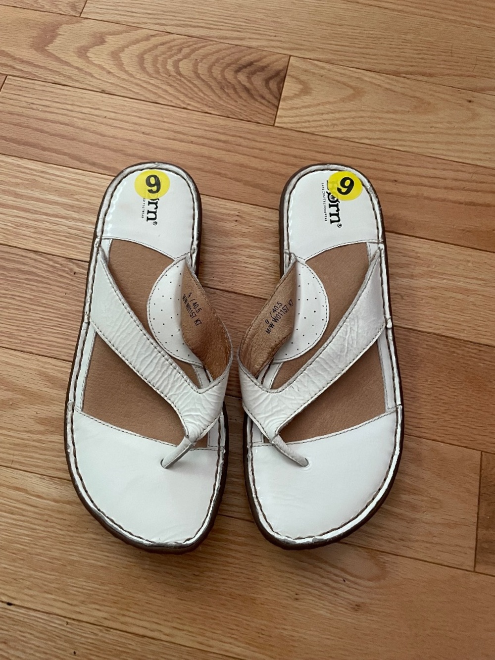 Born Sandals, White,Size 9M